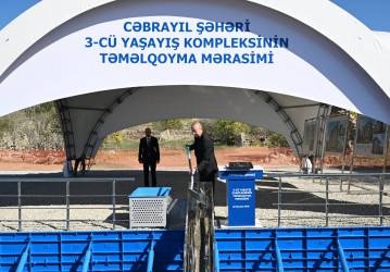 Ölkə başçısının səfərləri